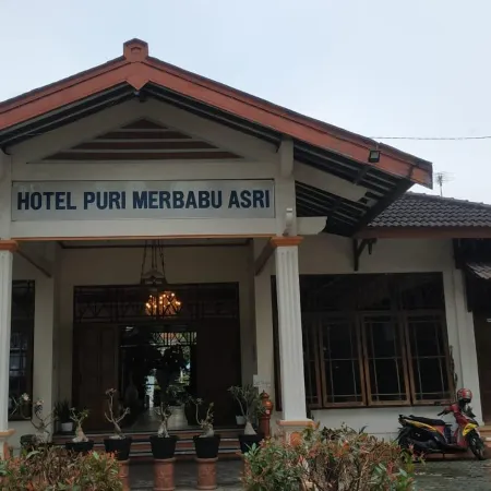 Hotel Puri Merbabu Asri Hôtels à : Kabupaten de Boyolali