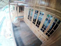 Degolan Wooden House Hotels in Ngemplak