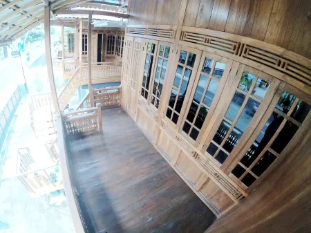 Degolan Wooden House Отели в г. Ngemplak