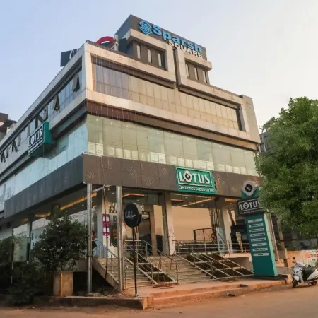 Hotel Landmark Square