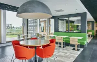 Holiday Inn Express UTRECHT - PAPENDORP by IHG - Aamiainen