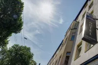 Sure Hotel by Best Western Ambassador Düsseldorf ライン塔周辺のホテル