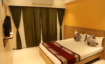 Hotel Madni Royale (50 Mtrs from Dargaah), Ajmer