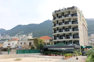 Holiday Suites Hotel & Beach Resort Hotel di Jounieh