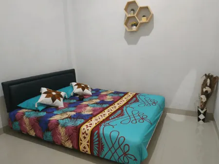 Pulunk Homestay Отели в г. Pekalongan Regency