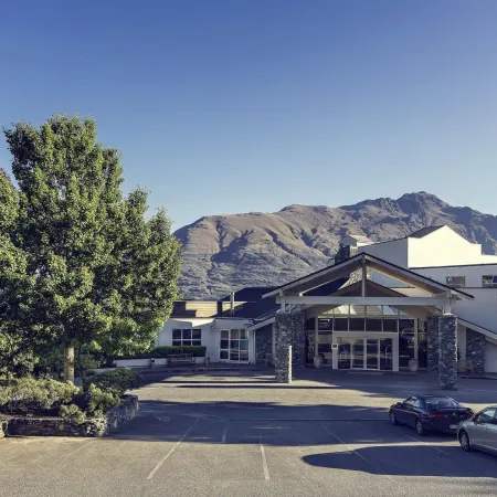Mercure Queenstown Resort