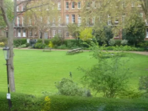 Garden View Hotel Hotels near James McNeill Whistler Statue