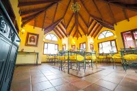 Hotel Campanilla - Bjergudsigt