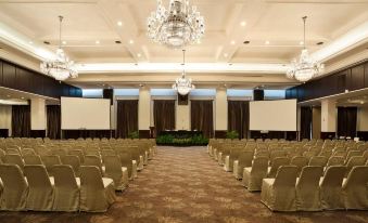 Royal Kuningan