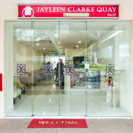 Jayleen Clarke Quay Hotel Отели рядом с достопримечательностью «Кларк Квай»