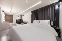 Hotel C-Line Hotels in Uijeongbu