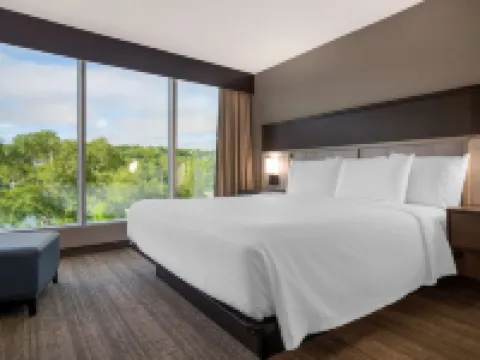 ベストウェスタン プラス チョコレート レイク ホテル ハリファックスのホテル