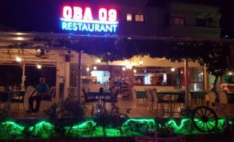 Oba 09 Restaurant-Motel-Beach