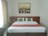 Lanosa Guest House فنادق في Central Tomohon
