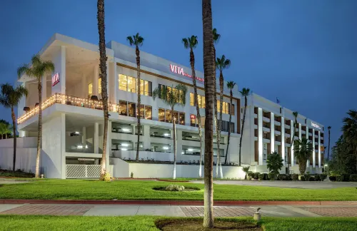 Doubletree by Hilton Pomona Hotels in Pomona
