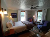 Keene Valley Lodge Hotels in Keene