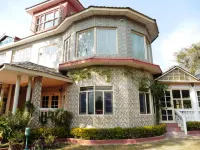 Anantson Resort Hotels in Чамба