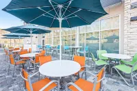 Holiday Inn Express & Suites Niceville - Eglin Area Các khách sạn ở Niceville