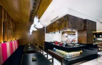Crystal Crown Hotel JB