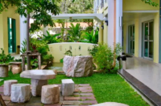 Caza V1 Serviced Apartment