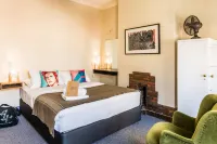 Alabama Hotel Hobart Hotel di Hobart