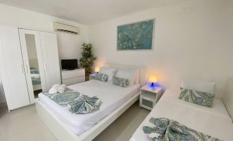 Sol Caribe Suites Deluxe Beach Club and Pool