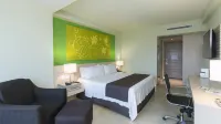 Holiday Inn Coatzacoalcos Hotels in Minatitlan