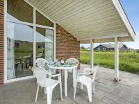 "Elnur" - 100m from the Sea