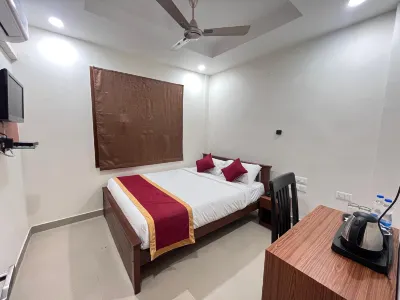 Hotel Royal Flora Koramangala Отели рядом с достопримечательностью «Университет Крайст»