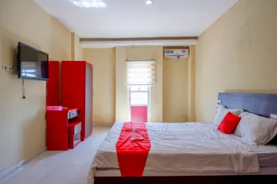 RedDoorz @ Losari Area 2 Hoteles en Mariso