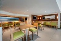 Condado Palm Inn San Juan, Tapestry Collection by Hilton - Morgenmad