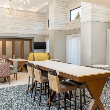Hampton Inn & Suites by Hilton Santa Rosa Sonoma Wine Country