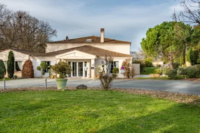 Domaine de l'Echassier, the Originals Relais Hotels in Chateaubernard