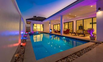 Modern Large 2 Bedroom Pool Villa! (PV2)