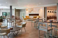 Four Points by Sheraton Toronto Airport