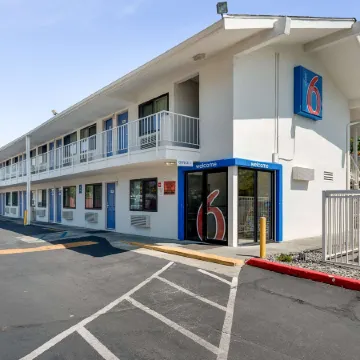 Motel 6 Bellingham, WA