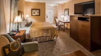 Best Western Plus Country Cupboard Inn Hotels in Kelly Township