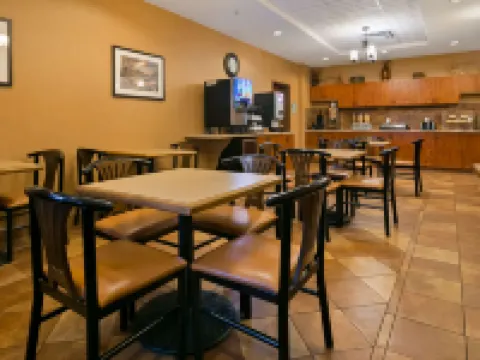Best Western Diamond Inn Hotels in Three Hills