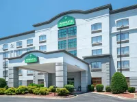Wingate by Wyndham Charlotte Airport I-85/I-485 Hotels near Enderly Park