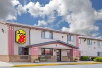 Super 8 by Wyndham Winnemucca NV - Bãi đậu xe