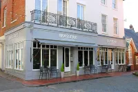 One Warwick Park Hotel - 4-Star