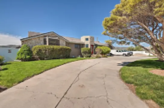 Game Room + Hot Tub: Salt Lake City Area Apt Hotels in 