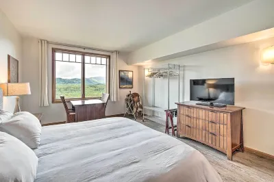 在Suncadia的小屋公寓：河流與山景
