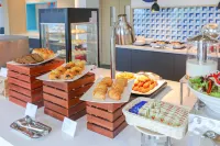 Holiday Inn Express SHANGHAI PUDONG AIRPORT by IHG - Breakfast