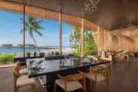 The St. Regis Maldives Vommuli Resort - breakfast