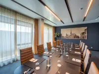 Van der Valk Hotel Gent Hotels near Miljoenenkwartier