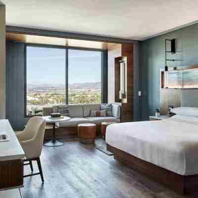 Marriott Irvine Spectrum Rooms