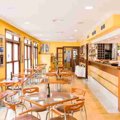 Sagitario Hostal Ciutadella Dining/Meeting Rooms