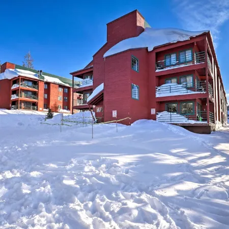 Ski-in/Ski-Out Brian Head Condo w/ Hot Tub Access!