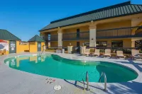 Quality Inn & Suites Civic Center Hotel di Florence